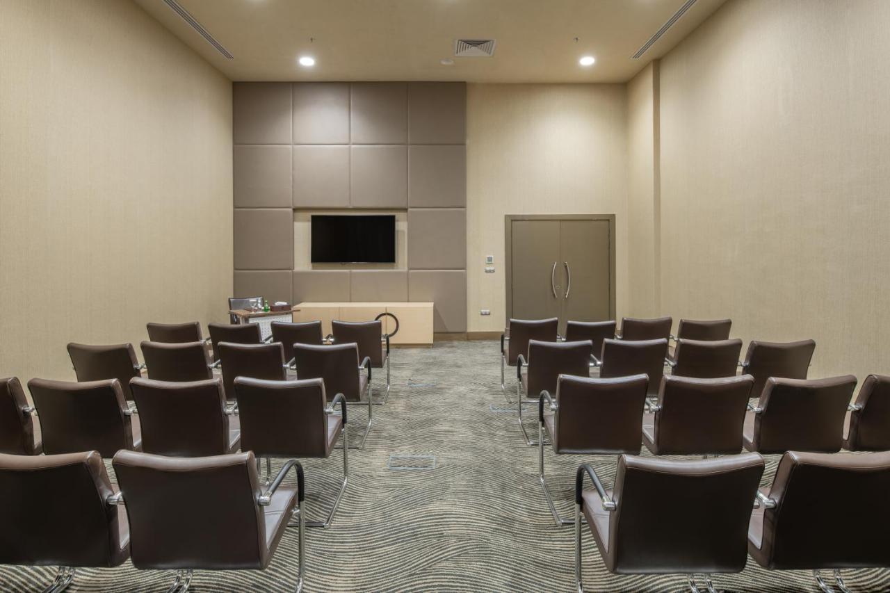 Millennium Makkah Al Naseem Mekka Exterior foto Meeting room