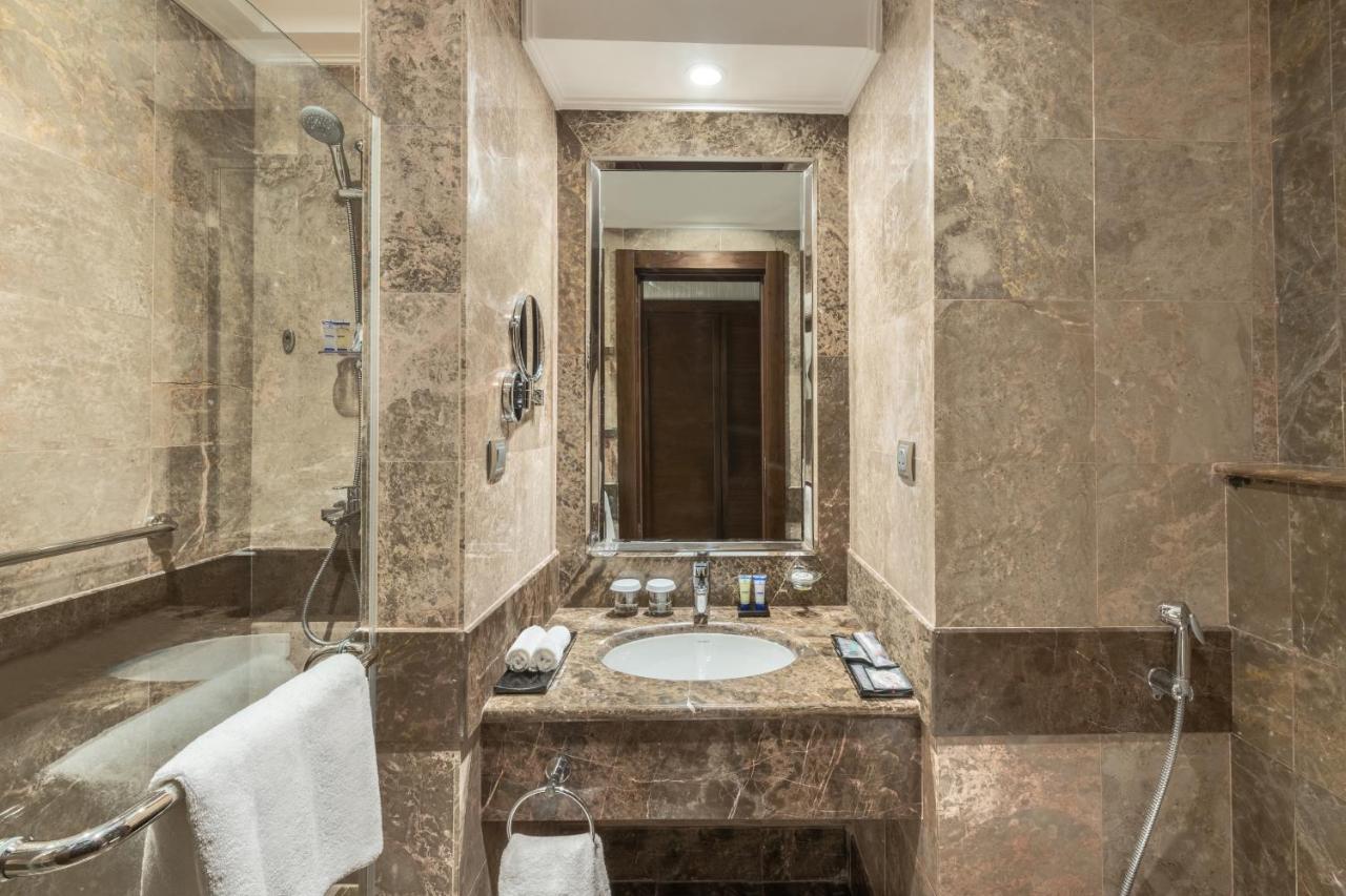 Millennium Makkah Al Naseem Mekka Exterior foto Bathroom
